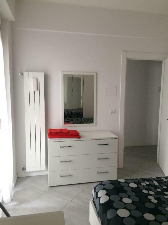 Appartamento Sul Porto Loano Luaran gambar